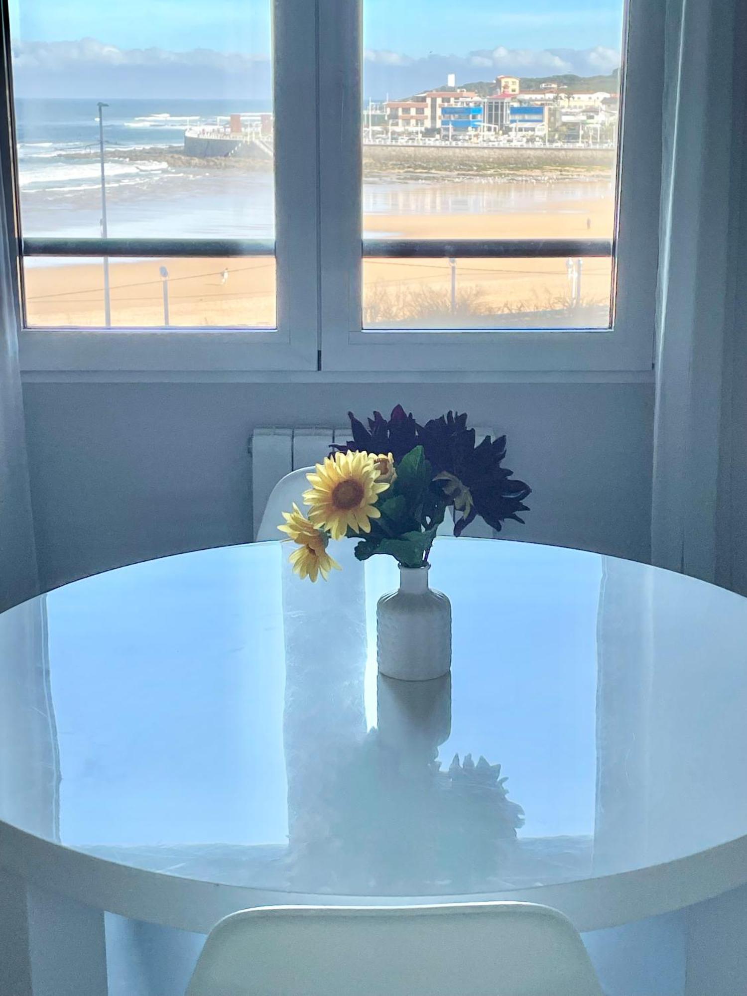 Apartamento San Lorenzo Playa. Vistas Al Mar. Gijón Eksteriør bilde
